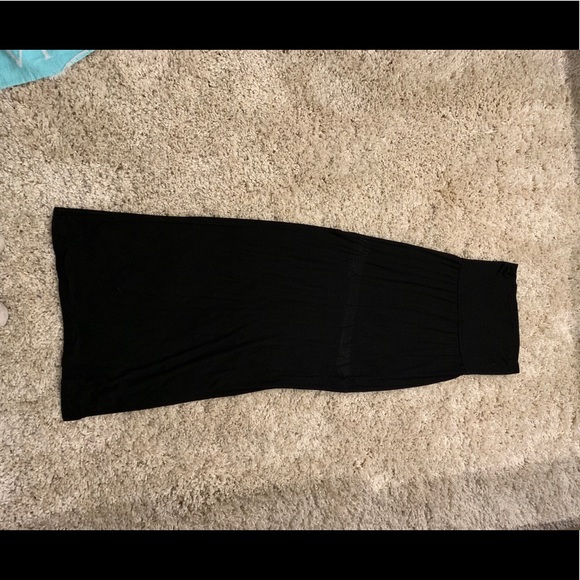 Black Maxi Skirt - Picture 2 of 3